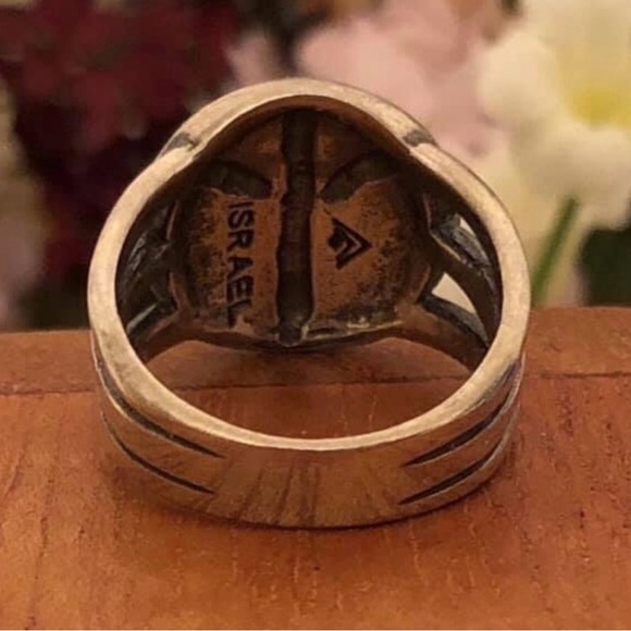 Vintage Silpada Peace Sign Oxidized Sterling Silver Ring - Picture 2 of 6